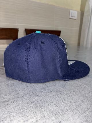 Cappello New Era ricamato - blu