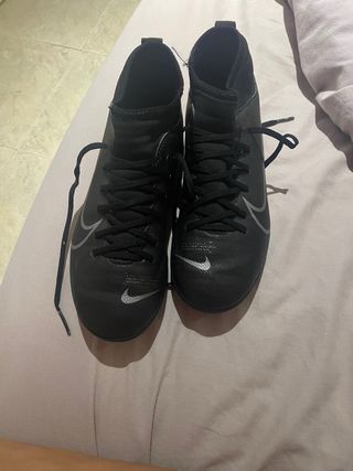 Botas fútbol Nike niño Talla 32