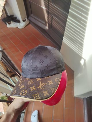 Gorra Luis Vuitton - Negra y Marrón