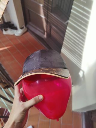 Gorra Luis Vuitton - Negra y Marrón