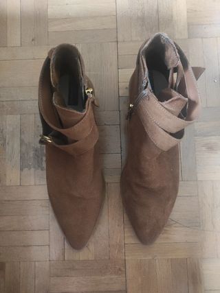 Botines Stradivarius marrones
