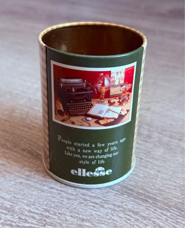 Lata Antigua Ellesse