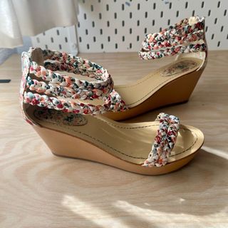 Sandalias cuña Marypaz florales