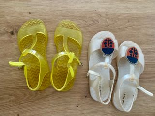 Sandalias niña Old Navy (talla 10US)
