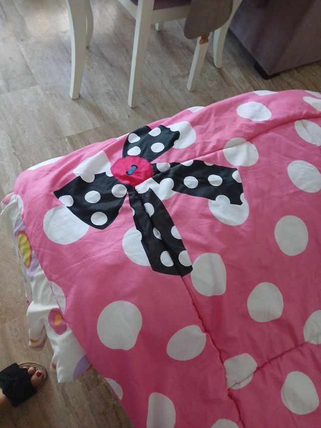 Colcha Minnie Mouse - Rosa
