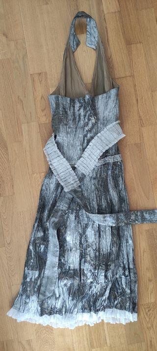 Vestido fiesta gris plata