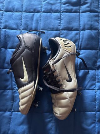 Scarpe Calcio Nike Total90 - Bianche e Nere