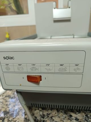 Freidora Solac de aceite ( medida  26 x34 ) 