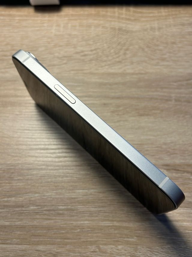 iPhone 14 Branco 128GB