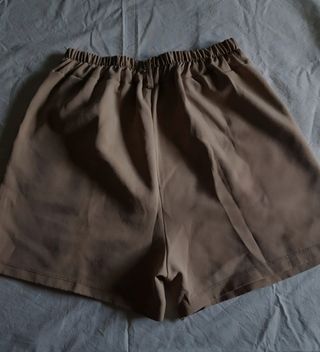 Shorts beige eleganti