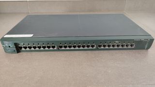 Cisco Catalyst 2900XL - Switch 24 puertos