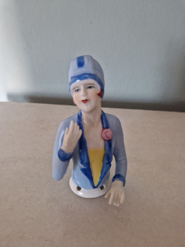 Half doll azul Art Nouveau