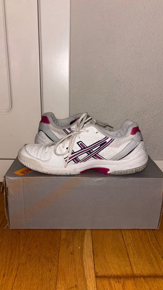Zapatillas asics blancas y rosas