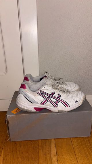 Zapatillas asics blancas y rosas