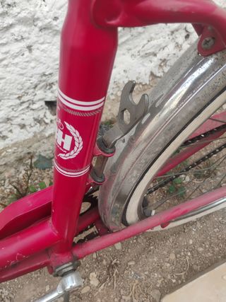 Bicicleta BH 24" roja vintage
