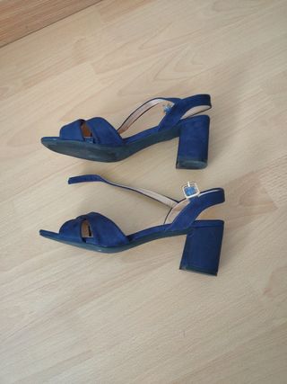 Sandalias tacón azul marino 38