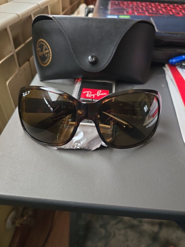 Occhiali da sole Ray-Ban marroni polarizzati