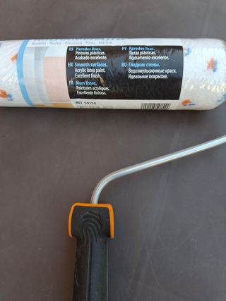 10 brochas + 3 Rodillos de pintura