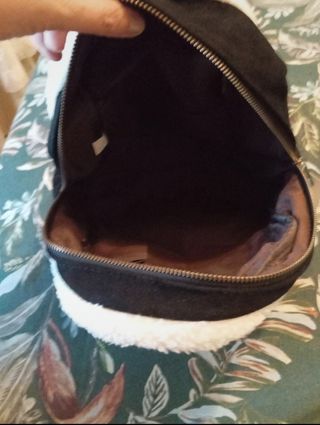 Mochila muy original negra 
