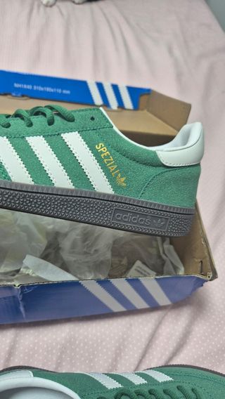 Zapatillas Adidas Spezial Verde. Talla 43
