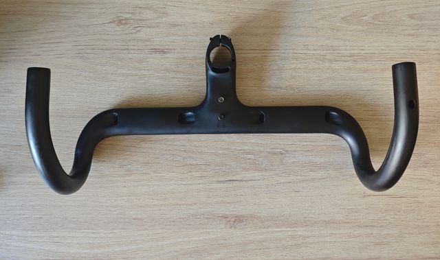 Manillar carbono integrado