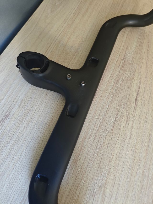 Manillar carbono integrado