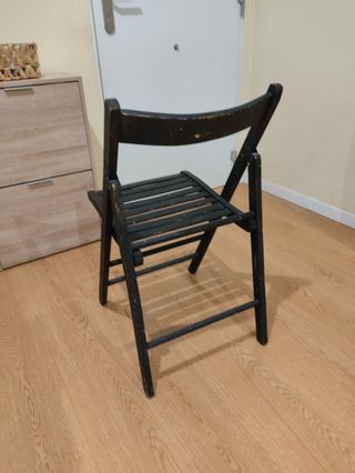 Silla plegable negra madera