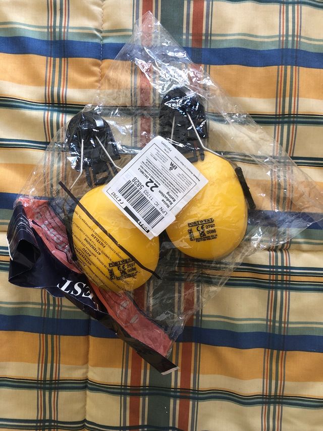 Cascos protección auditiva