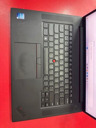 Lenovo ThinkPad P1 Gen 5 i7 - 64GB RAM 8GB GRAF