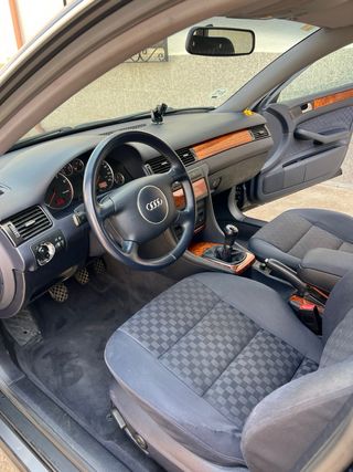 Audi A6 2001