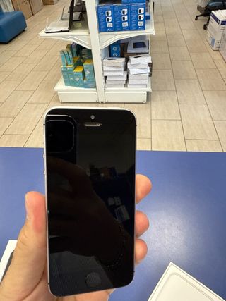 iPhone SE 2016 Space Gray