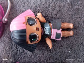 Muñeca LOL Glam Rock + Guitarra