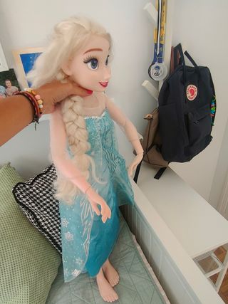 Muñeca Elsa Frozen gigante 80cm