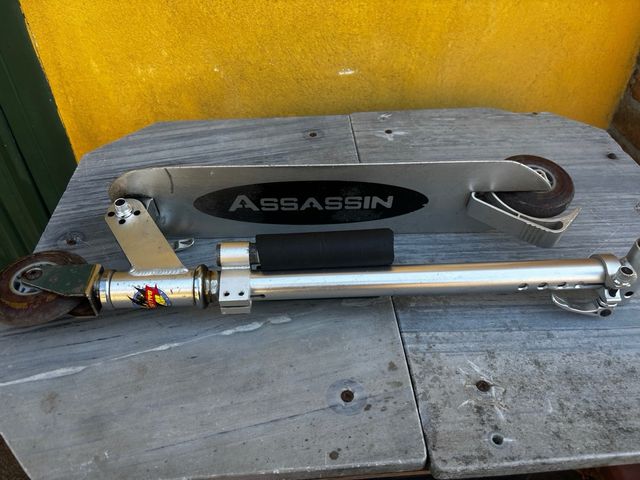 Monopattino in metallo 