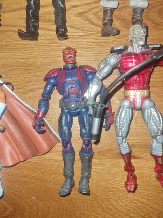 6 Figuras Marvel