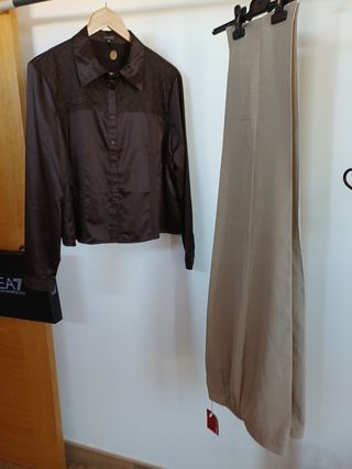 Conjunto blusa y pantalón marrón beige