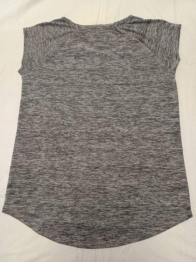 Camiseta Tenth Sport gris