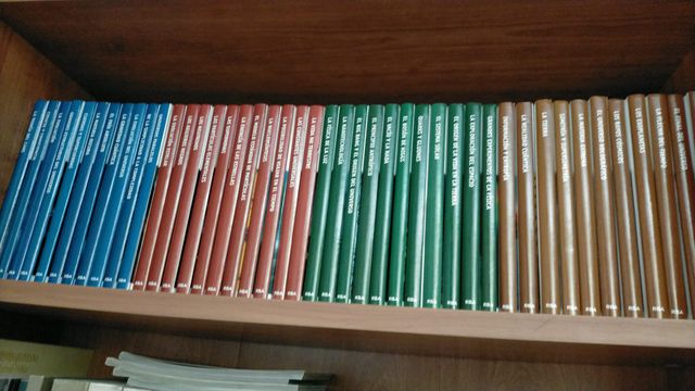 Un Paseo por el Cosmos