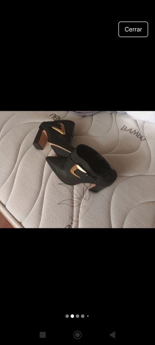 Tacones Vince Camuto negros, talla 37