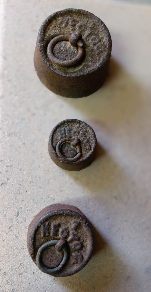 Set pesi antichi (3 pezzi)