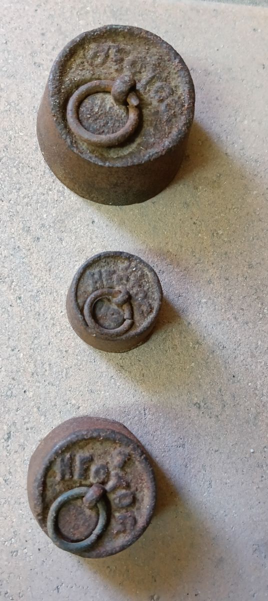 Set pesi antichi (3 pezzi)