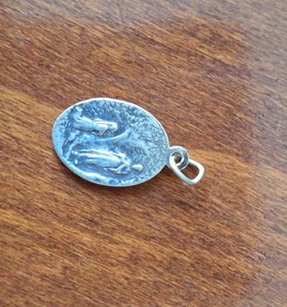 Medalla religiosa antigua