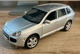 Porsche Cayenne Turbo 1:18