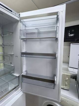 Nevera Siemens combi No Frost A+++
