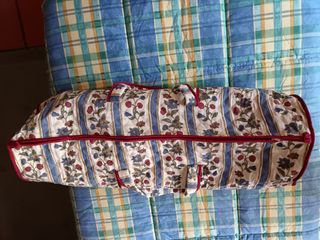 Mundillo, funda & bolillos