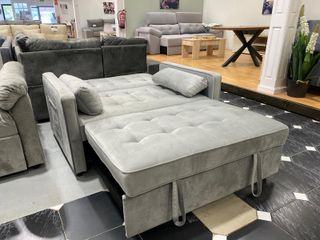 Rebaja sofá cama dos plazas con respaldo práctico