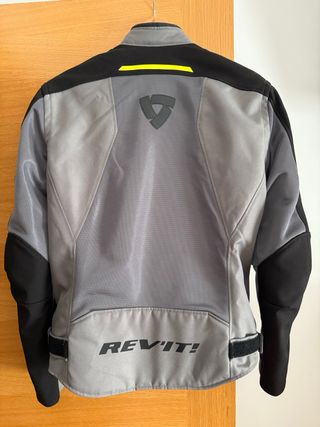 Chaqueta moto verano de la marca Rev'it