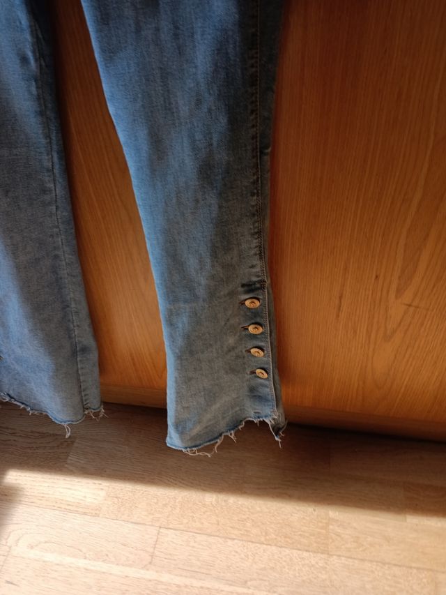 Vaqueros campana, talla XS.