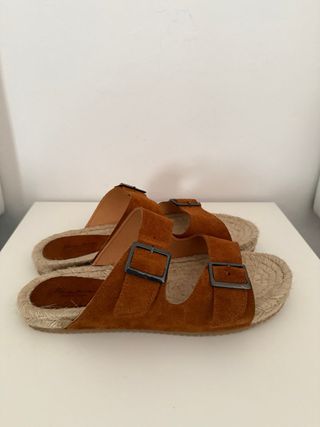 Sandalias ibiza’s marrón