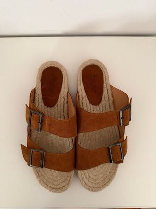 Sandalias ibiza’s marrón